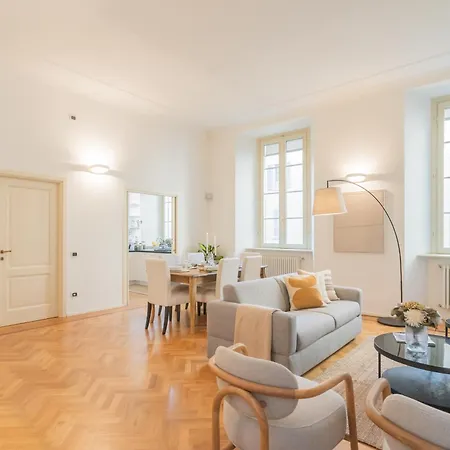 Casa Odescalchi By Rent Apartman *