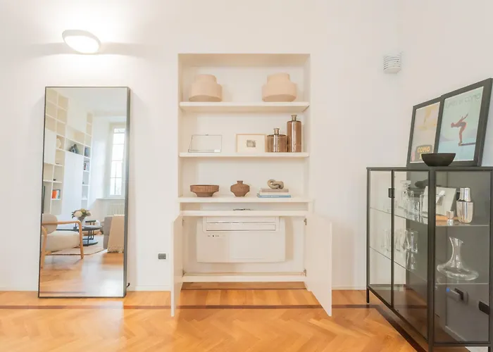 Casa Odescalchi * كومو